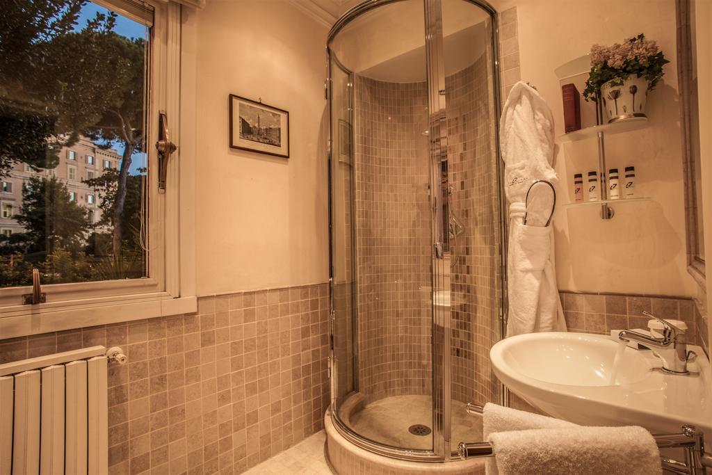 רומא 47Luxury Suites - Colosseo חדר תמונה