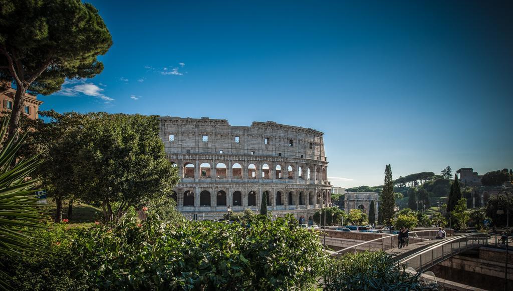 רומא 47Luxury Suites - Colosseo חדר תמונה