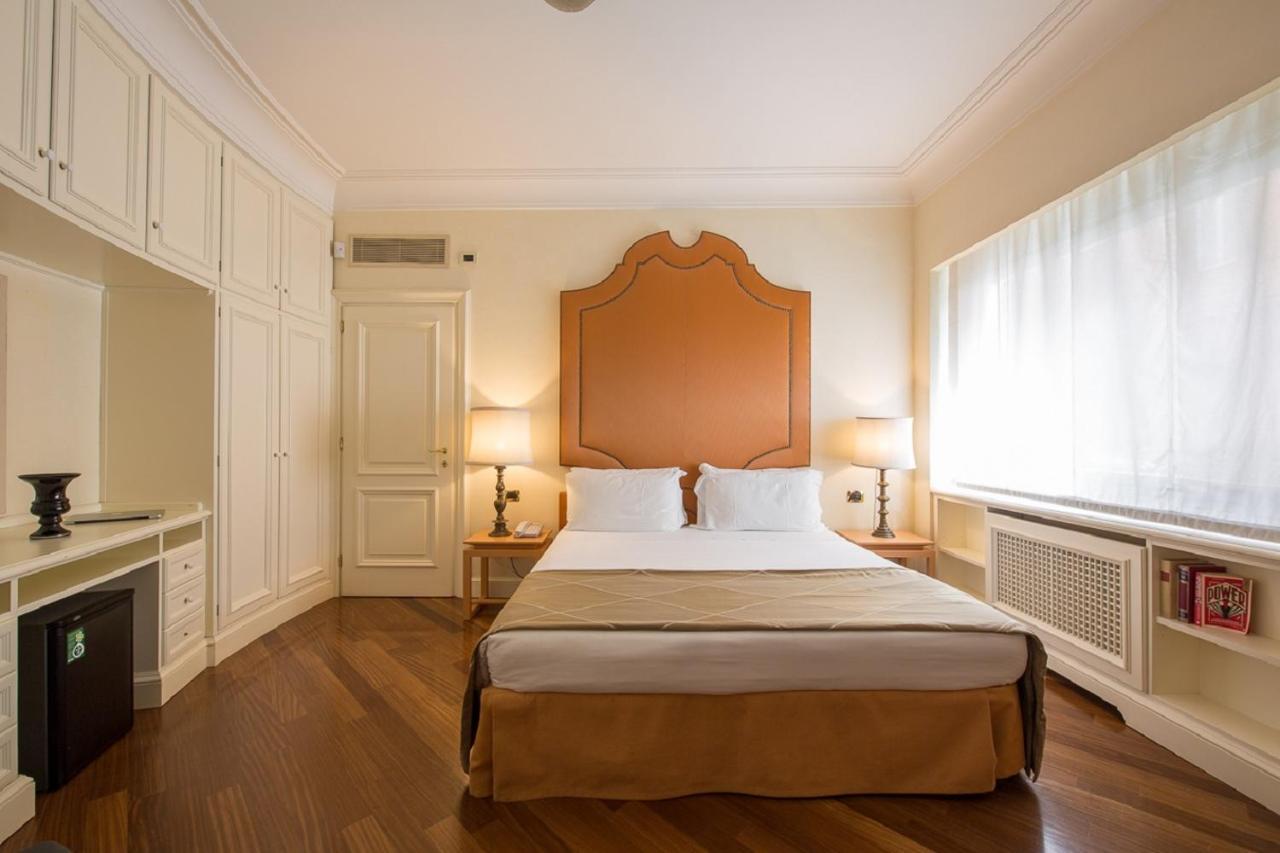 רומא 47Luxury Suites - Colosseo מראה חיצוני תמונה